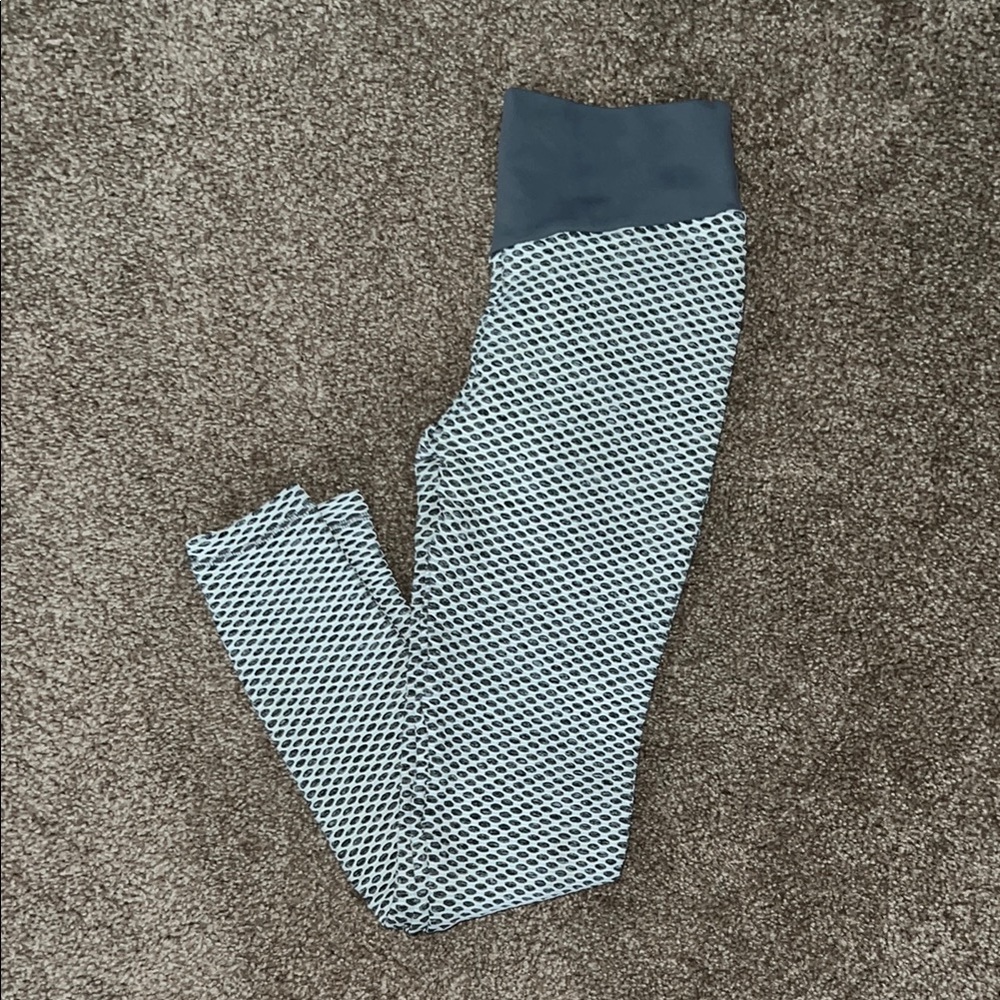 Black and White Patterned Leggings